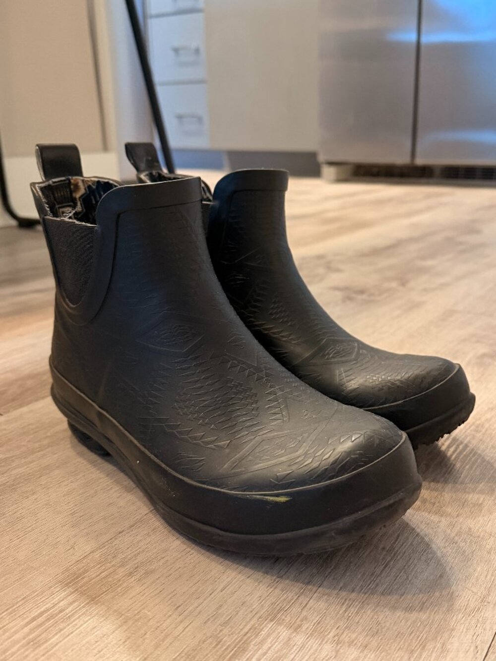 Pendleton Women's Embossed Chelsea Rain Boot Size - 8